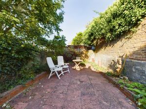 Photo 7- click for photo gallery